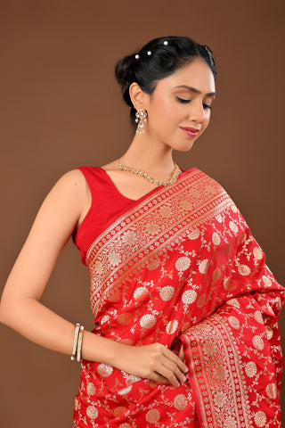 Red Banarasi Silk Saree with Silk Saree with Traditional Banarasi Weave