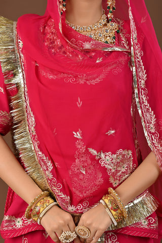 Rani Traditional Rajputi Poshak in Pure Georgette with Jamdani Aari Pittan Work